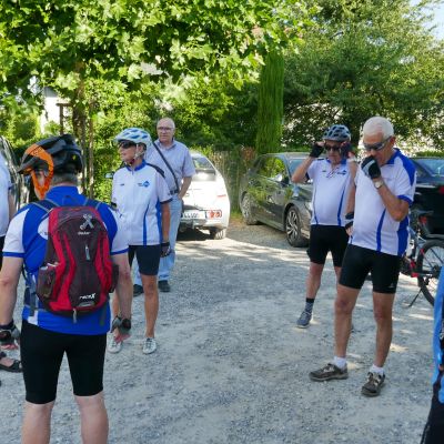 038 Sonntagmorgen, Kurt übernimmt unser Gepäck